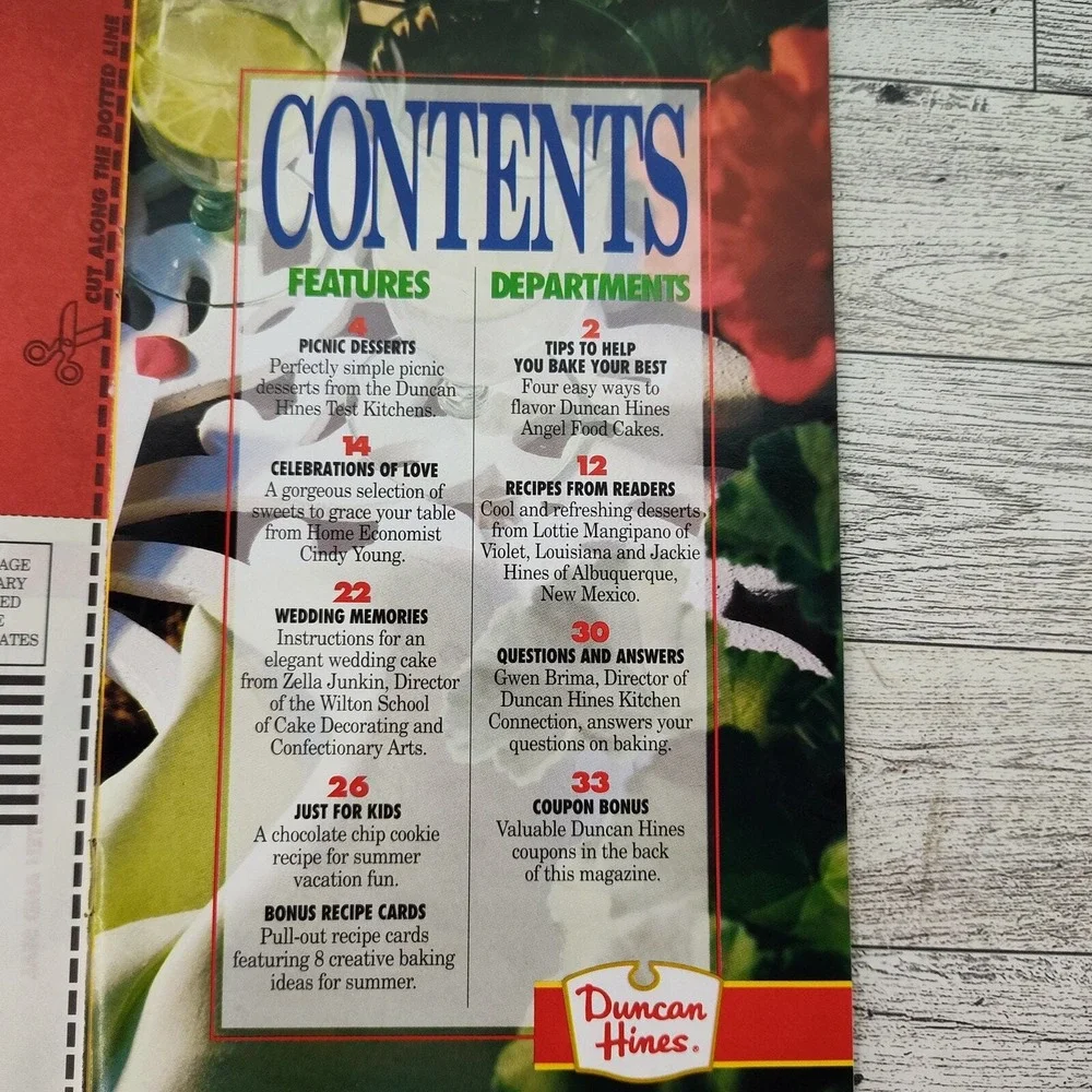 Duncan Hines Recipes and More Cookbook Booklet 1992 Baking Desserts Sweets‎